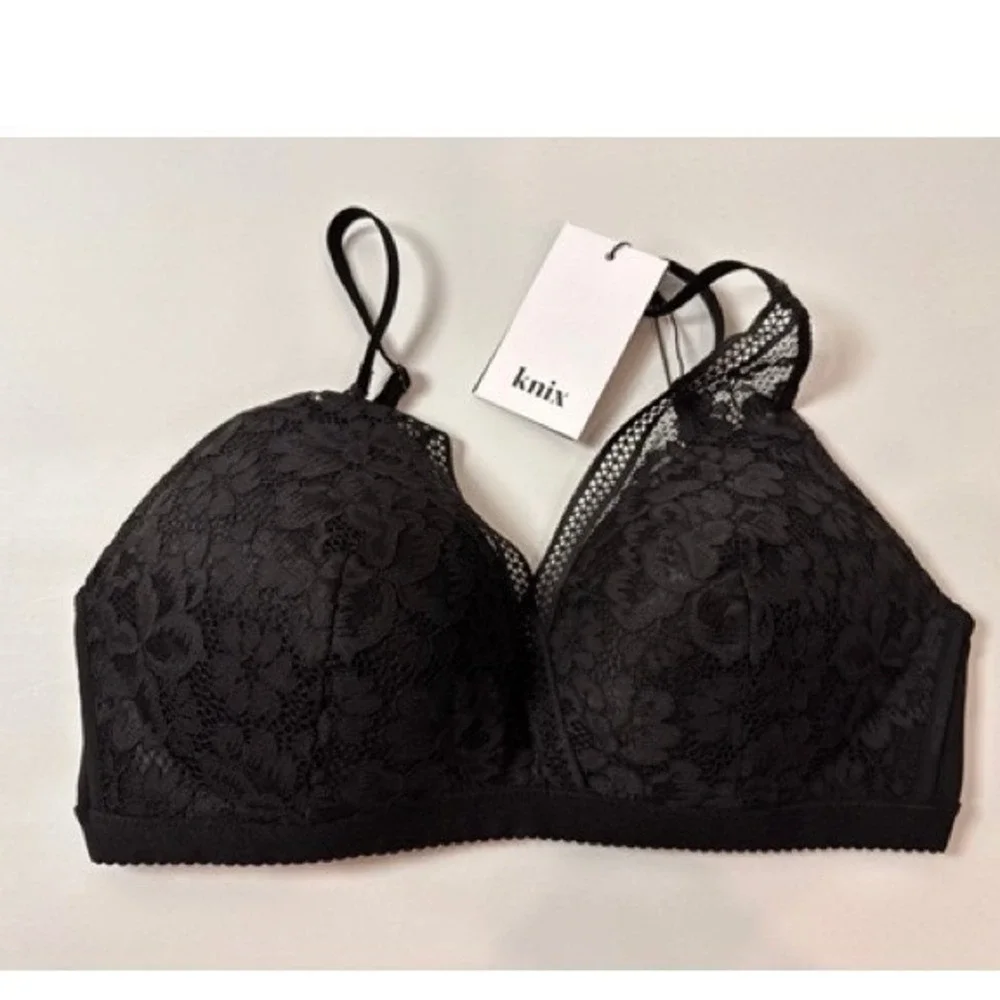 Knix NEW Knixy Black Lace Deep-V Wireless Lace Bra Bralette LARGE Coquette